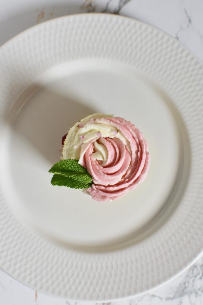 rosa di frosting al formaggio